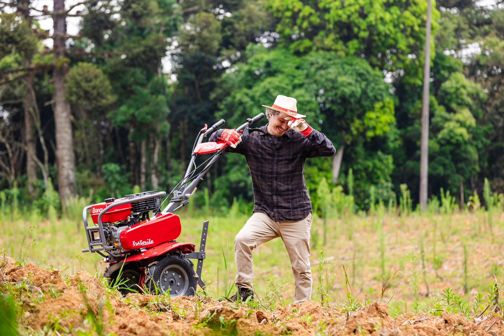 Descubra o que é um motocultivador e como ele pode ser usado no campo