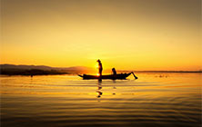 Motor centro rabeta: o que é, principais características e como escolher o melhor para sua embarcação