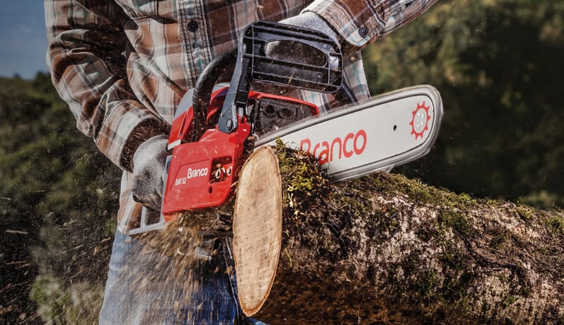 Branco_2FeatureTile_Chainsaw