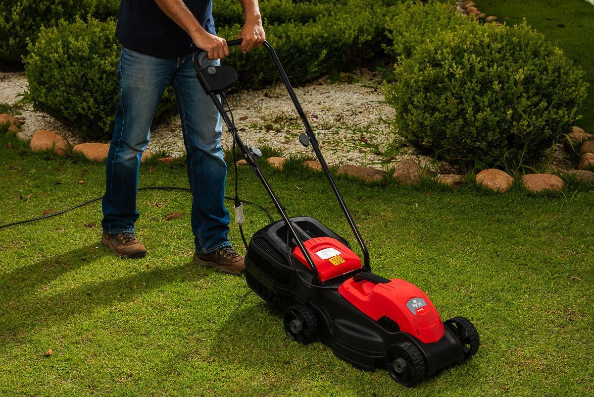 Como cuidar da grama: veja dicas e conheça os melhores equipamentos.
