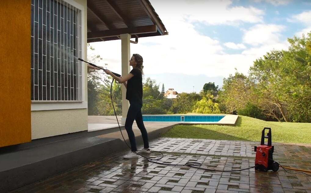 Lavadoras de alta pressão: 5 motivos para comprar a sua